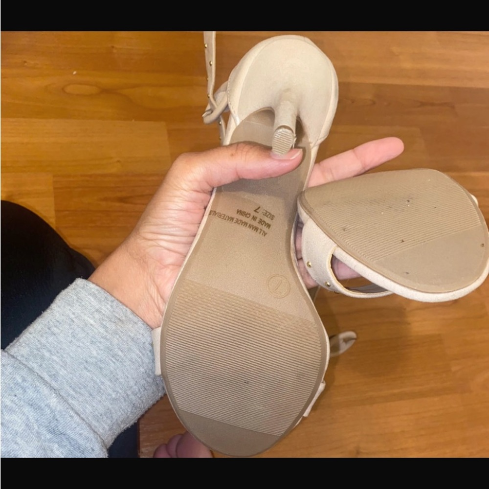 Beige and gold detailed high heels